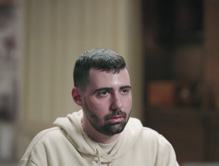 העדות הקשה של גיא: "הוא נישק אותי ואיים שאמות אם אספר"