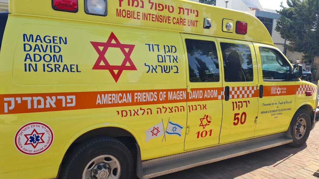 טרגדיה בשרון: גבר בן 41 ניסר עץ – שקרס עליו, מותו נקבע במקום