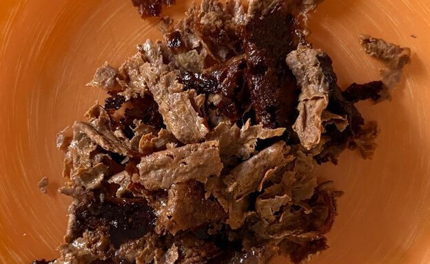 דונר קבב ביתי בתנור. 5 דקות הכנה וחצי שעה אפייה (צילום: לין לוי, mako אוכל)