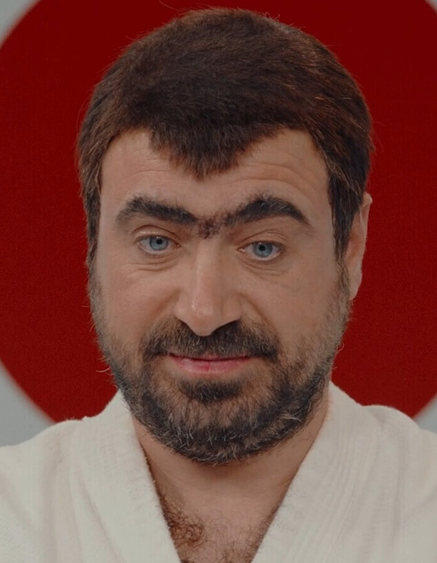 רועי כפרי, "יקומות" (צילום: כאן 11)