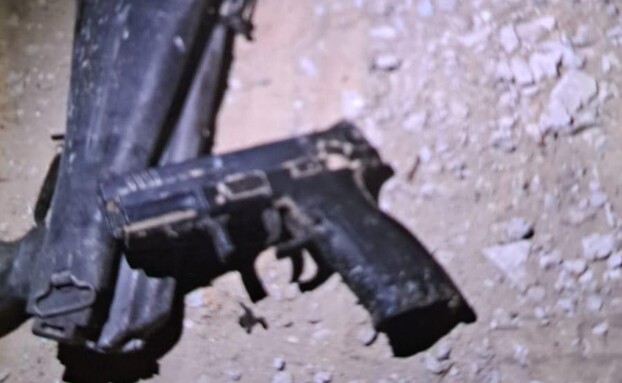 אקדחים שאותרו במרחב הקו הצהוב ברפיח