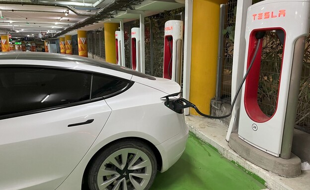 טעינה רכב חשמלי