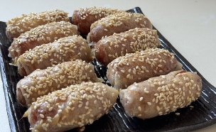 משה בתיבה בגרסה הרזה. קראנצ'י ביותר (צילום: יעל קצב)