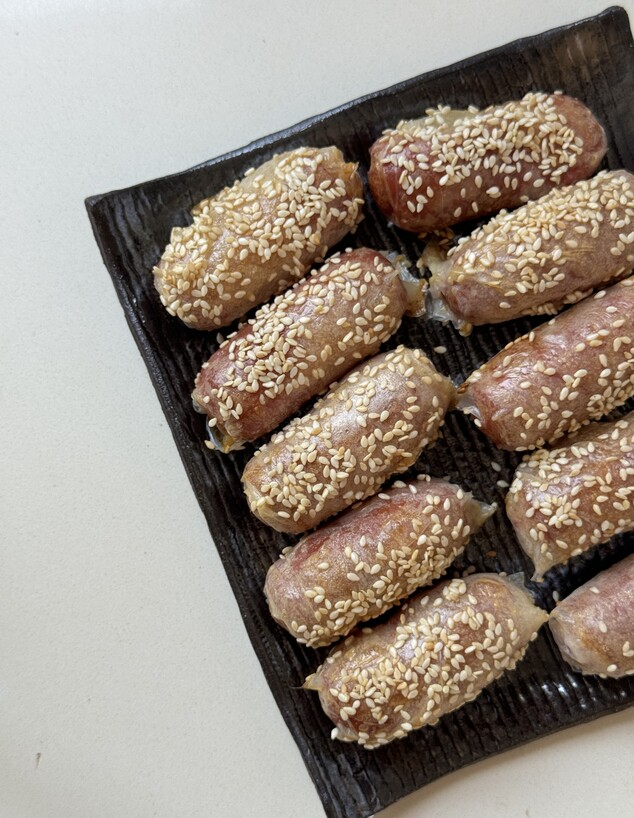 משה בתיבה בגרסה הרזה. אבל אז הם יוצאים מהתנור