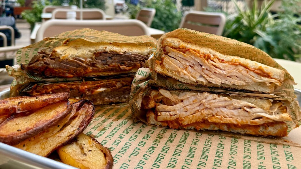 כריכי בשר של דאדי. באזל