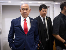 המערכת הפוליטית סוערת: "שמונה שנים הוא חיכה לזה"