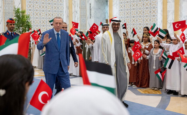 ארדואן ונשיא איחוד האמירויות מוחמד בן זאיד