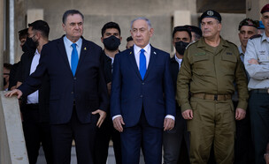 ישראל כ"ץ, בנימין נתניהו, אייל זמיר בטקס סיום קורס (צילום: נועם רביקין פנטום, פלאש 90)