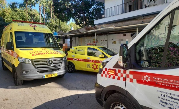 2 גברים כבני 40 נפלו אל מותם 