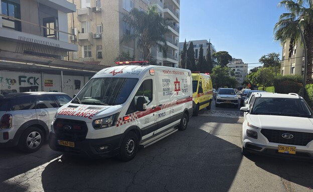 2 גברים כבני 40 נפלו אל מותם 