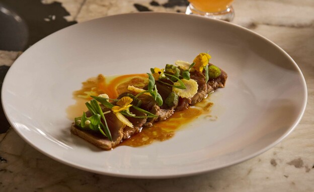 טאטאקי בלו פין טונה. O החדשה של תומר אגאי טאטאקי בלו פין טונה. O החדשה של תומר אגאי