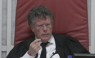 השופט יצחק עמית בדיון בבג"צ