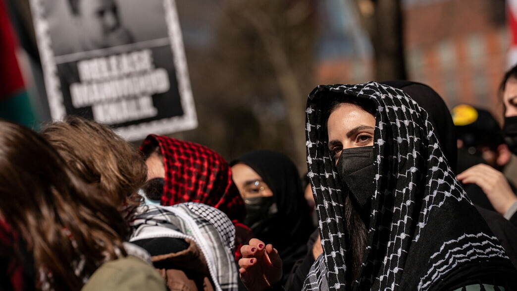 הפגנה פרו-פלסטינית באוניברסיטת קולומביה בארה"ב הפגנה פרו-פלסטינית באוניברסיטת קולומביה בארה"ב