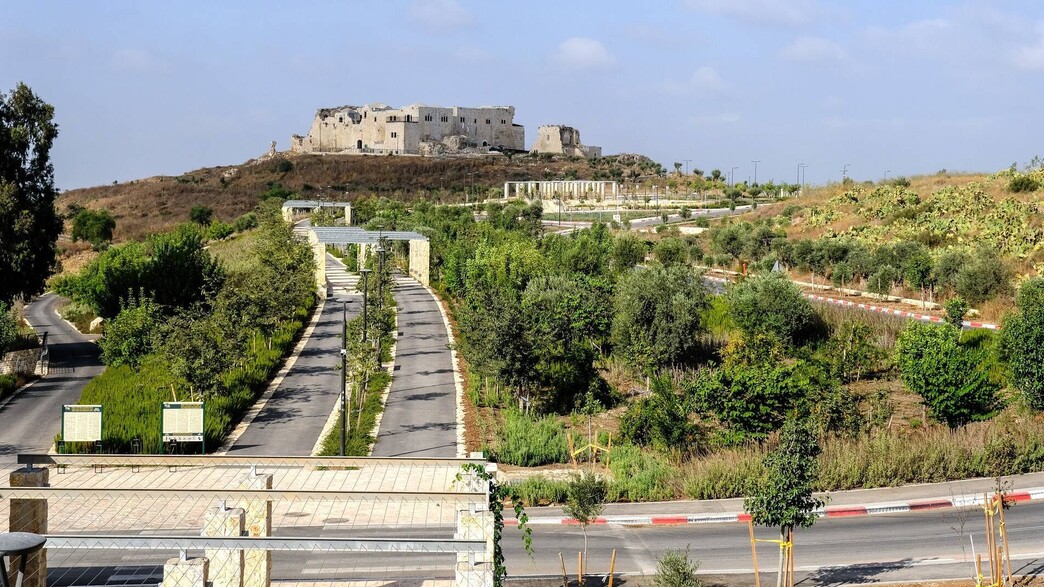 מגדל צדק גן לאומי מבצר מגדל צדק גן לאומי מבצר