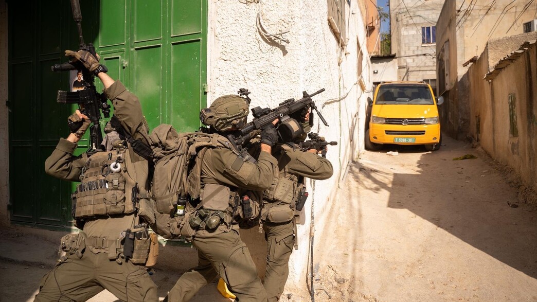 פעילות כוחות עוצבת הקומנדו בכפרים טמון ופרעה