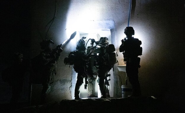 פעילות כוחות עוצבת הקומנדו בכפרים טמון ופרעה