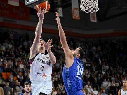 גרמניה חגגה בצבע מהפתיחה (Photo by Stephanie Wunderl/FIBA via Getty Images)