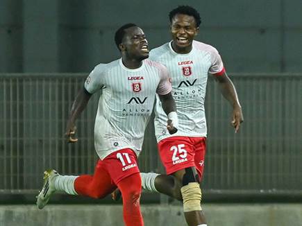 (ברני ארדוב) (צילום: ספורט 5)