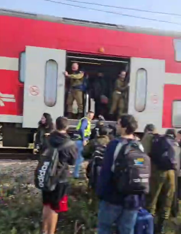 עומסים קשים ברכבת באזור המרכז