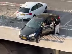 "אני לא יודעת מי האיש הזה - אבל הוא הציל לי את החיים"