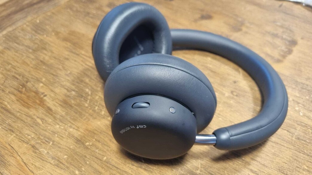 אוזניות קשת Over-Ear, דגם CMF Headphone Pro אוזניות קשת Over-Ear, דגם CMF Headphone Pro