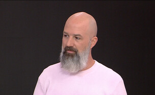 דורון מדלי על חשיפת השיר "יוניקורן" (צילום: מתוך "משדר מיוחד" עם אלמוג בוקר,  קשת 12  )