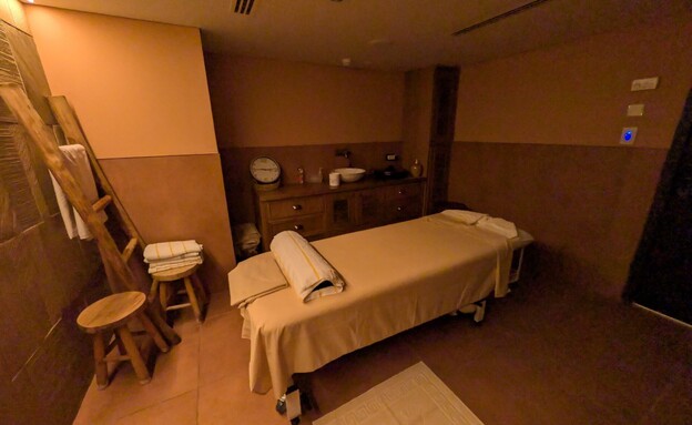 חדר טיפולים אואזיס ים המלח פרימה חדר טיפולים אואזיס ים המלח פרימה