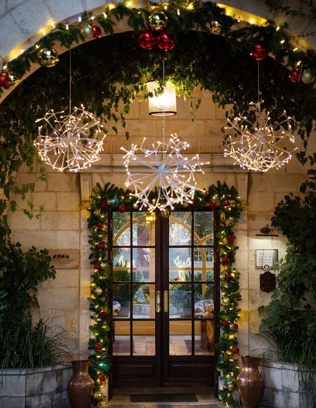 אמריקן קולוני אמריקן קולוני