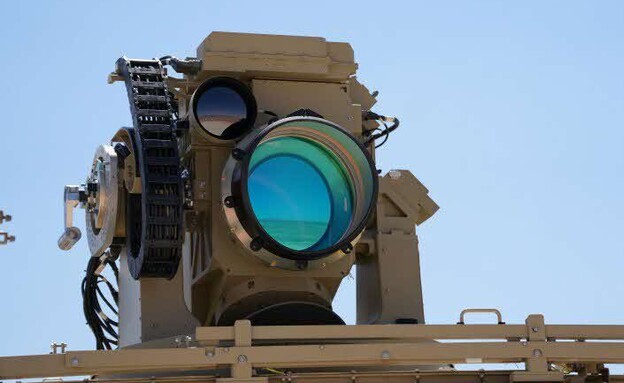 מערכת היירוט בלייזר