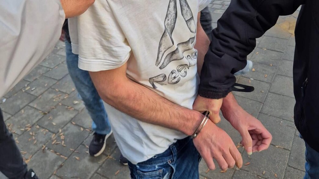 מעצר מפוקח המין 