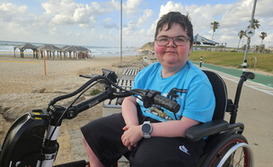 יוני ניוון שרירים  (יח''צ: אלבום פרטי)