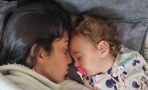 נורית סרוסי ובתה  (צילום: באדיבות המשפחה)