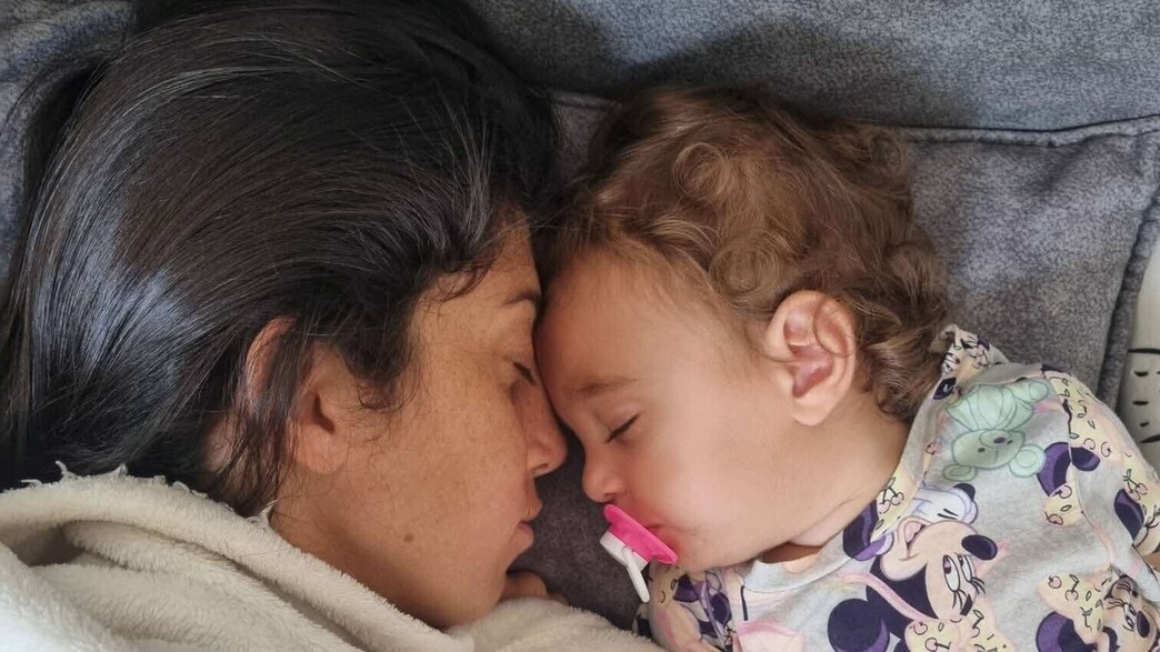 נורית סרוסי ובתה נורית סרוסי ובתה