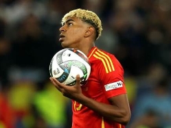 (Photo by Alexander Hassenstein/Getty Images) (צילום: ספורט 5)