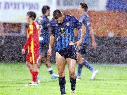 משהו נסדק בתדמית של מכבי ת“א (אלן שיבר) (צילום: ספורט 5)