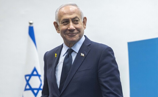 ראש הממשלה בנימין נתניהו מצביע בבחירות לליכוד (צילום: חיים גולדברג, פלאש 90)