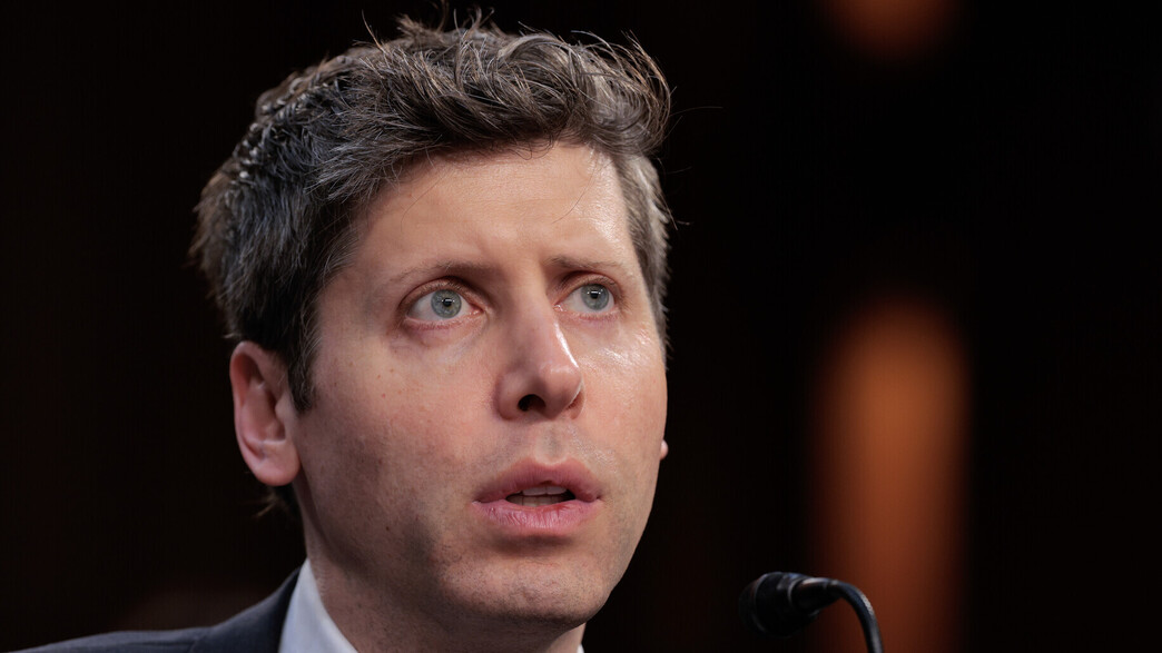 בגלל התחרות עם גוגל: סם אלטמן הכריז על 