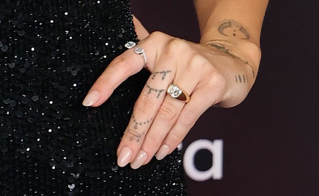 מיילי סיירוס, מקס מורנדו