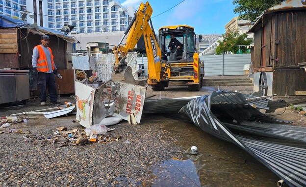 טיילת אלון בטבריה