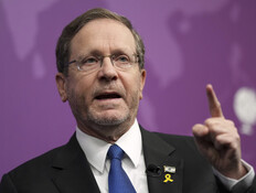 טראמפ טען שהחנינה "בדרך" – הרצוג מיהר להכחיש