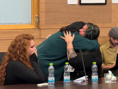 "אבא שלי היה מביא אותי לחדר של ח"כ, הוא עשה בי כרצונו"