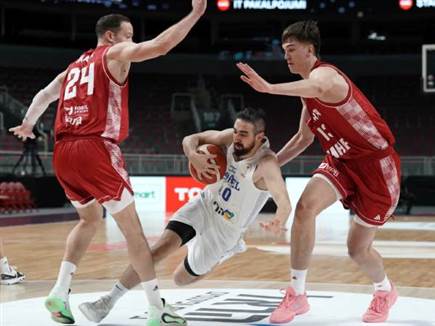 (FIBA) (צילום: ספורט 5)