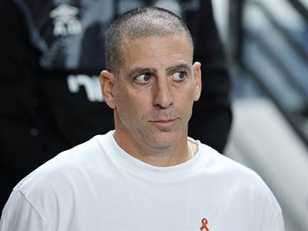 מתחיל להתכונן למשחק העונה (אלן שיבר)