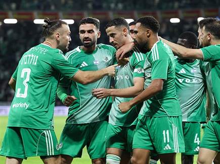 “יש בסיס“ (דני מרון) (צילום: ספורט 5)