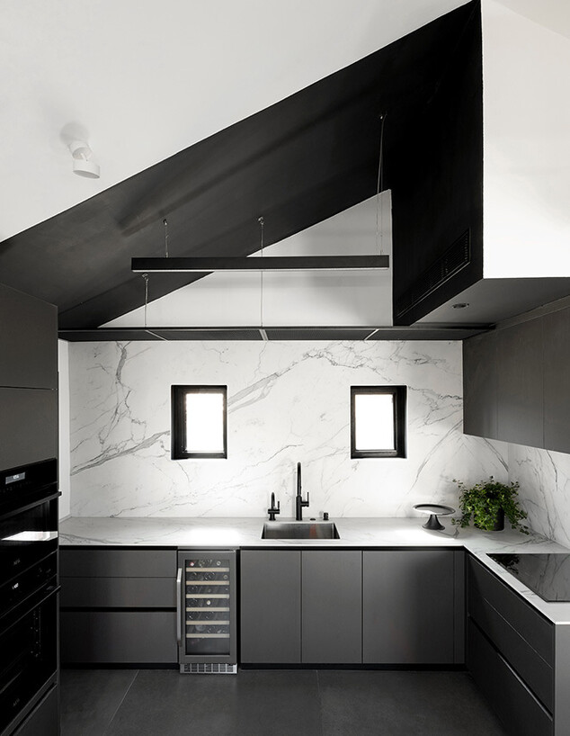 ג בית בתל אביב, עיצוב איתן כהן