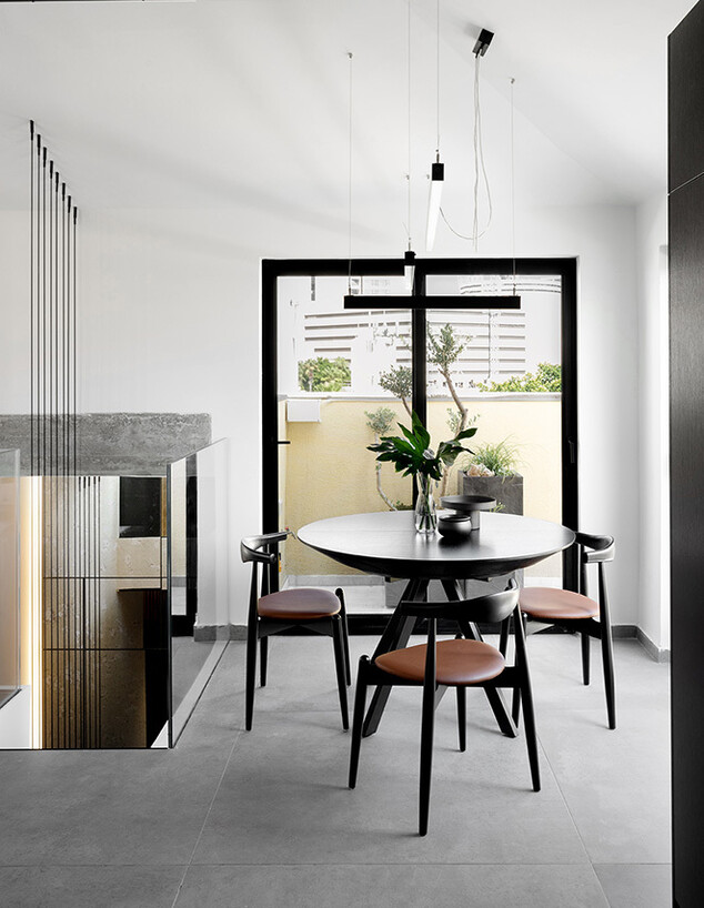 ג בית בתל אביב, עיצוב איתן כהן