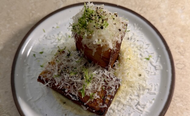 גראטן קריספי. קולינה 