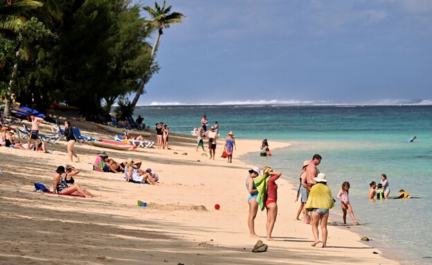 איי קוק חוף תיירים