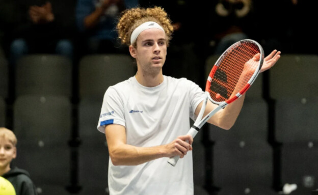 „הגיע הזמן להיפתח ולהגיד לכם שאני גיי”