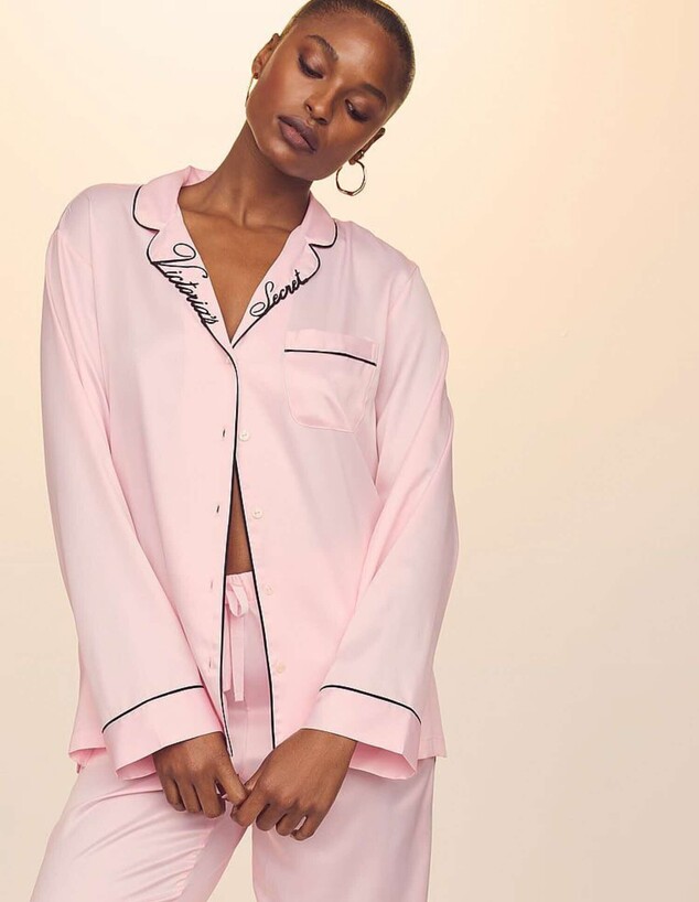 Victoria's secret מחיר 415 שח Victoria's secret מחיר 415 שח